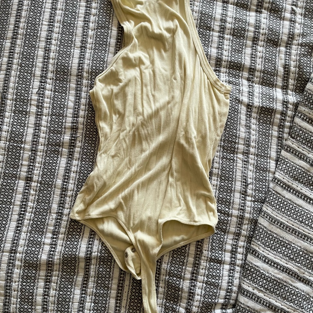 Agolde ribbed yellow sleeveless bodysuit